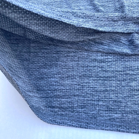 Captivating Apparel Graphite Heather Activewear Top - Size L - Picture 4 of 8